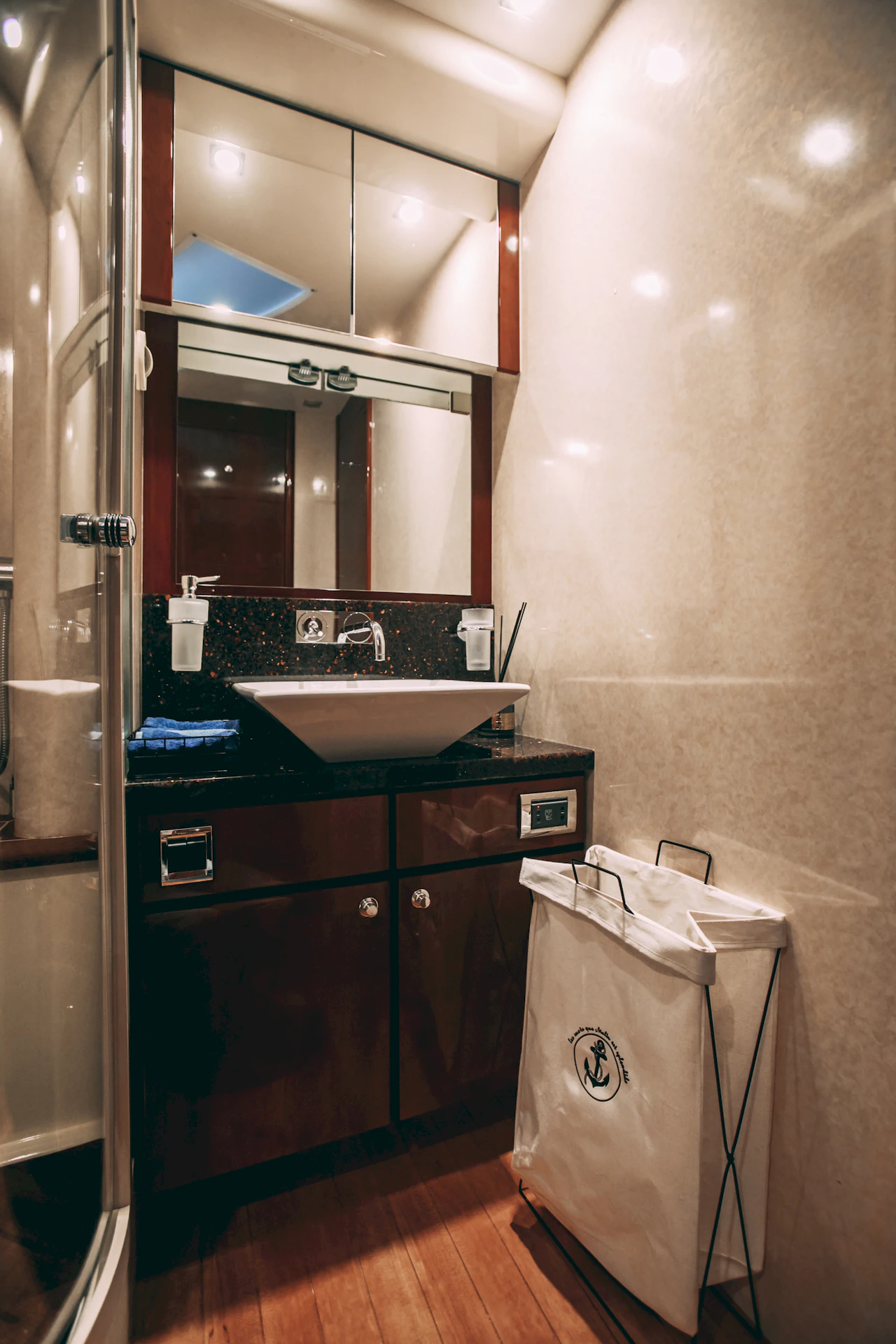 Fairline Squadron 68 (Аврора) image- 33